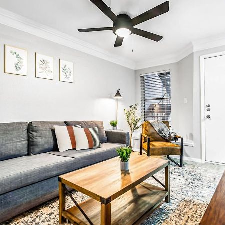 Modern 1Br Retreat Pool 10 Minutes To Austin Διαμέρισμα Εξωτερικό φωτογραφία