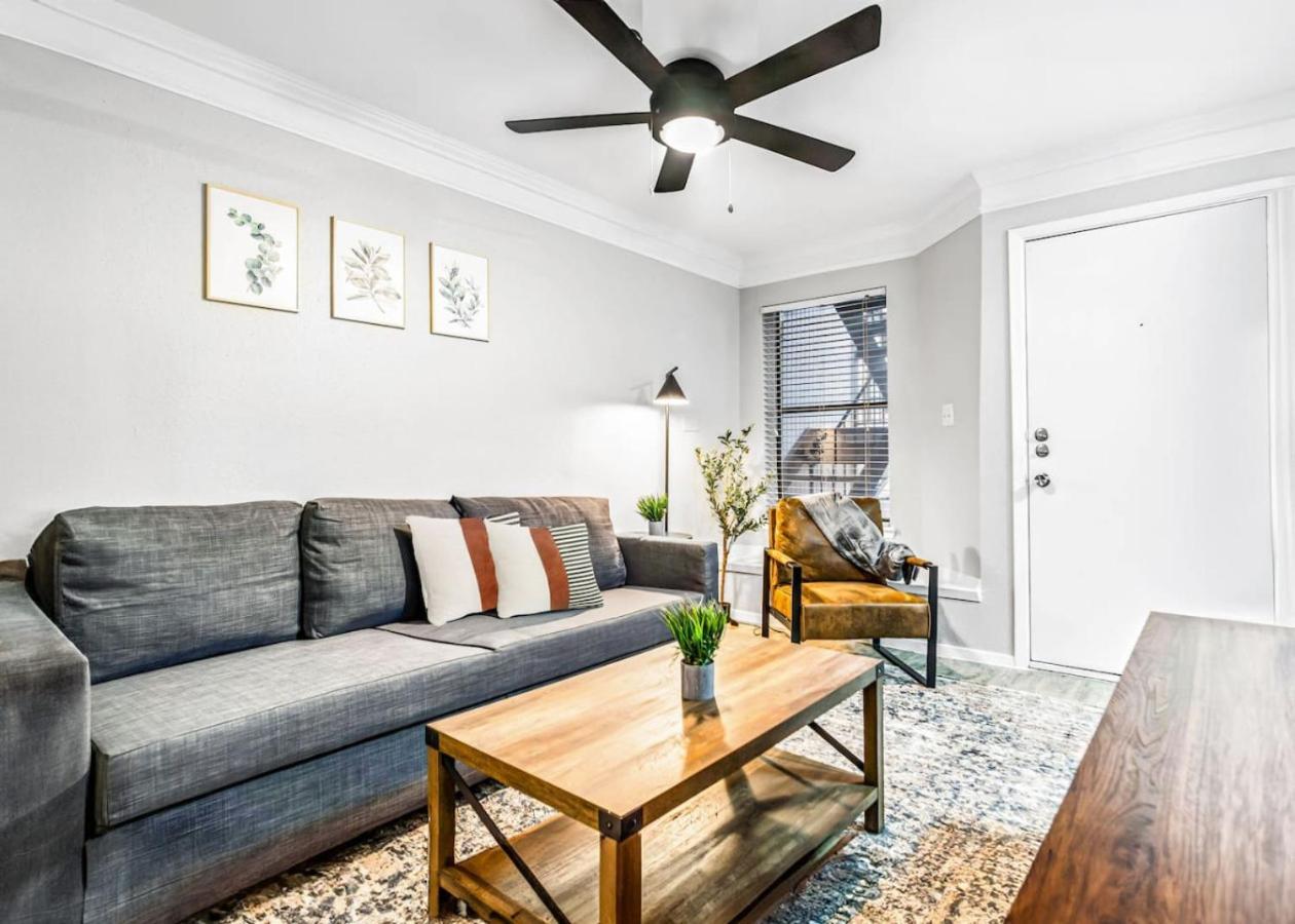 Modern 1Br Retreat Pool 10 Minutes To Austin Διαμέρισμα Εξωτερικό φωτογραφία